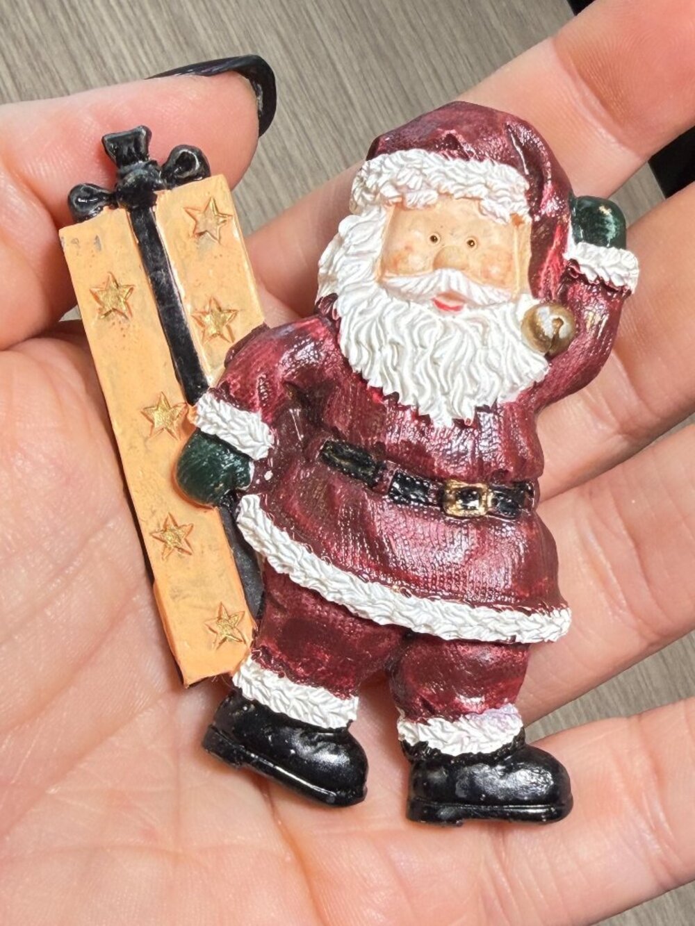 Vintage Resin Santa Brooch Christmas Gift Pin 2.8”